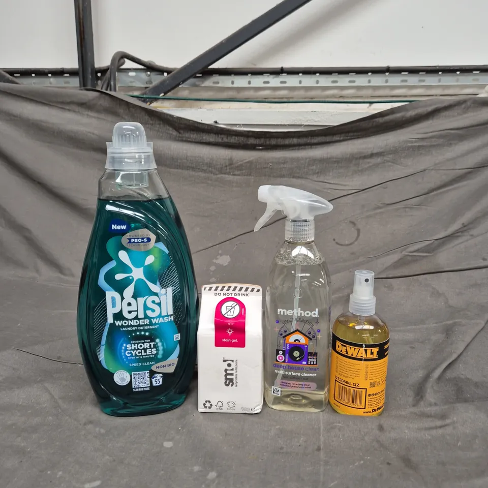 APPROXIMATELY 15 ASSORTED HOUSEHOLD LIQUIDS TO INCLUDE PERSIL LAUNDRY LIQUID, SMOL STAIN GEL AND METHOD MULTI SURFACE CLEANER