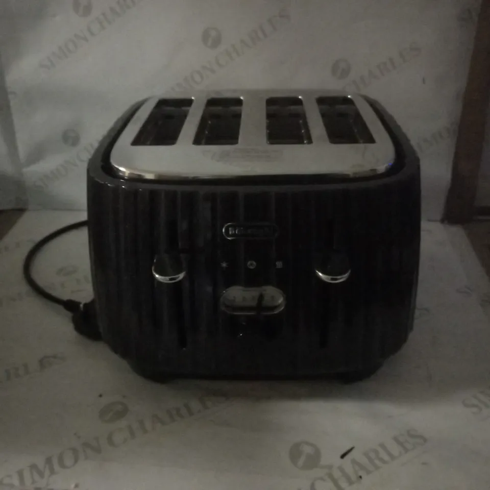 DELONGHI BALLERINA 4 SLICE TOASTER RRP £69