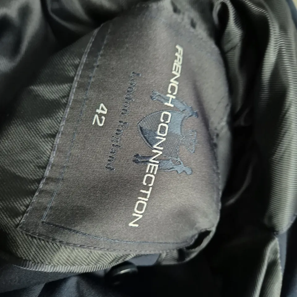 MEN'S NAVY BLAZER – SIZE 42 FRENCH CONNECTION