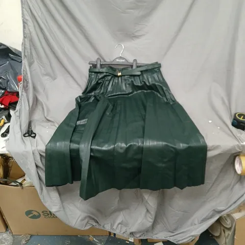 RIVER ISLAND STUDIOS SOMEWHERE TO GO GREEN DARK HERITAGE SKIRT – UK 14