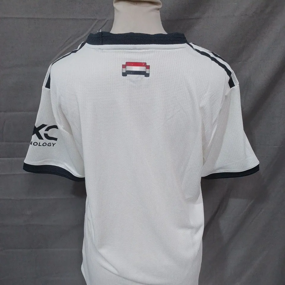 MANCHESTER UNITED FC THIRD FULL KIT SIZE L