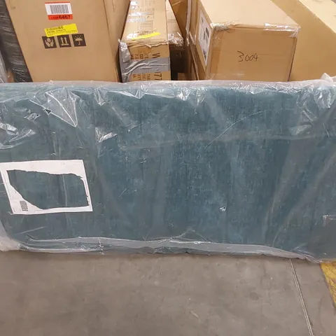 BAGGED 9-PANEL VERTICAL LINEN UPHOLSTERED HEADBOARD IN CHENILLE FABRIC // SIZE: 135cm