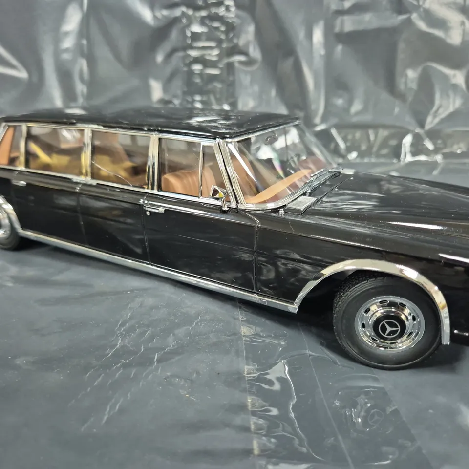 KK SCALE MERCEDES-BENZ 600 W100 PULLMAN 1:18 SCALE MODEL