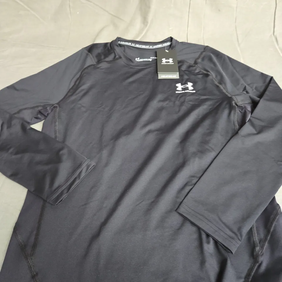 UNDER ARMOUR LONG SLEEVED TOP SIZE SMALL