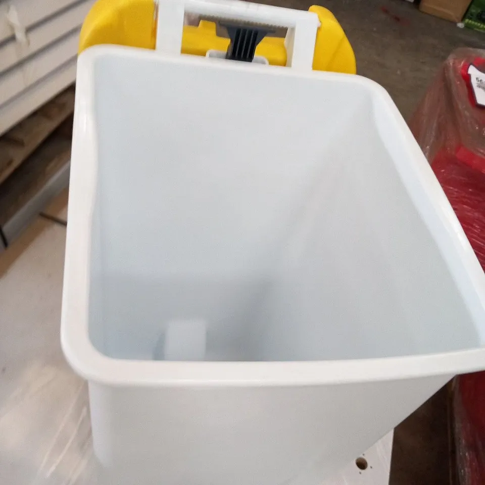 PALLET OF APPROXIMATELY 5 OFFENSIVE WASTE PEDAL BINS