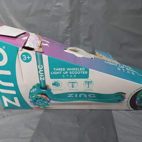 ZINC 3 WHEELED LIGHT UP STAR SCOOTER 