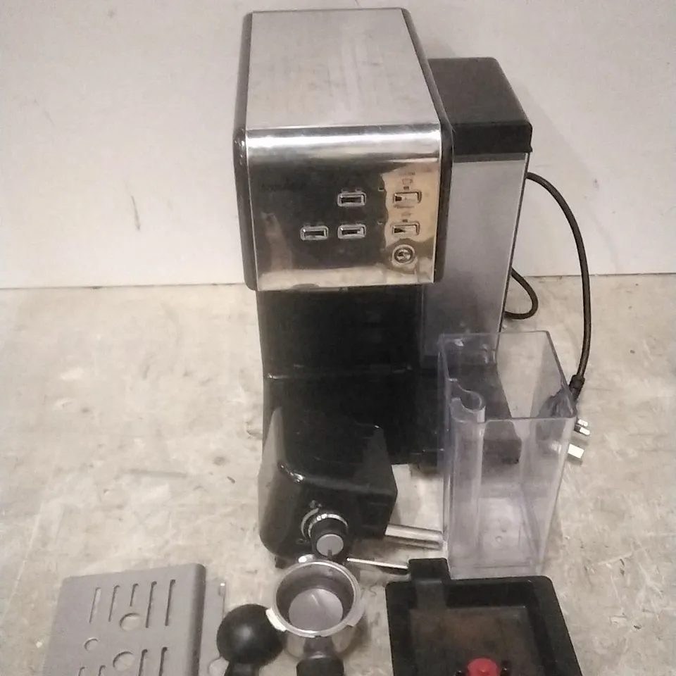 BOXED BREVILLE COFFEE/ESPRESSO MACHINE