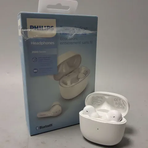 BOXED PHILIPS 2000 SERIES EARBUDS IN WHITE