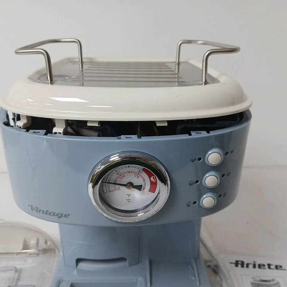 ARIETE VINTAGE ESPRESSO COFFEE MACHINE – LIGHT BLUE