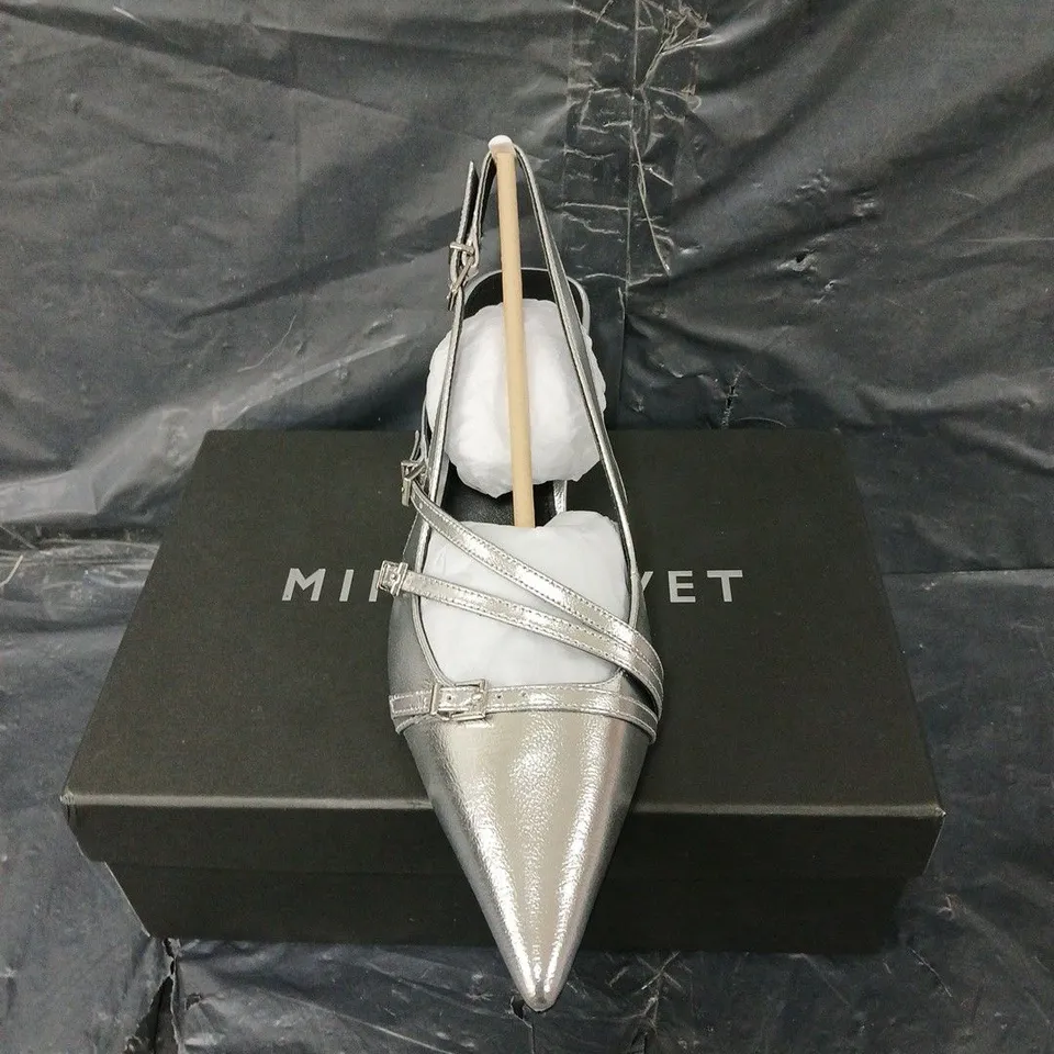BOXED PAIR OF MINT VELVET KIT SILVER SLINGBACK SHOE UK 7