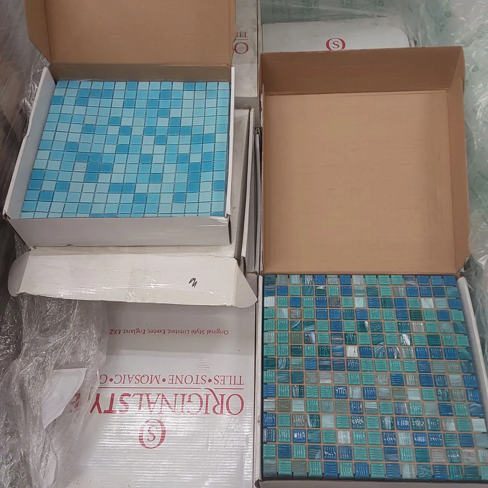 PALLET CONTAINING APPROXIMATELY 500x BRAND NEW MOSAIC TILES