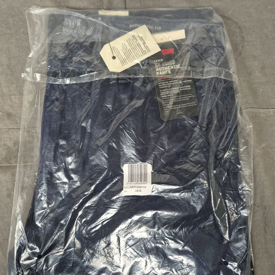 LEVI'S AUTHENTIC FIT XX CHINO PANTS IN NAVY SIZE 32/32