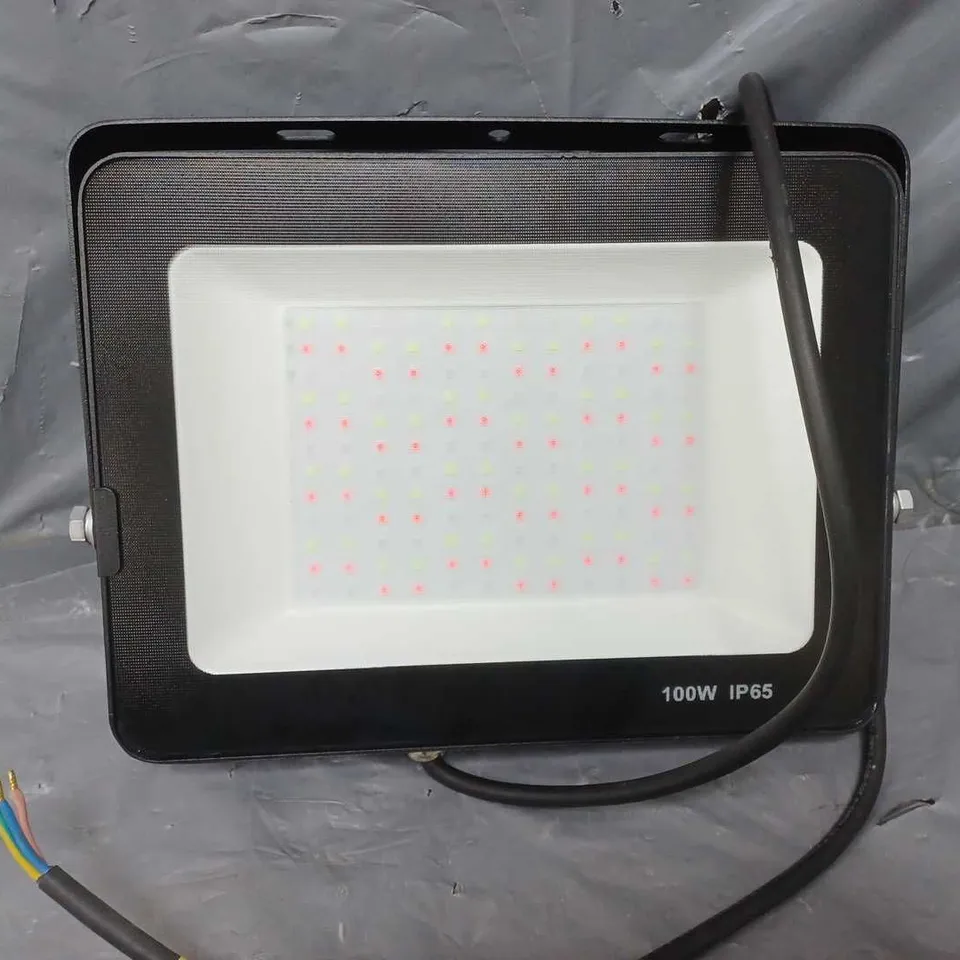 BOXED LED FLOOD LIGHT (INFINITY 100W RGB)