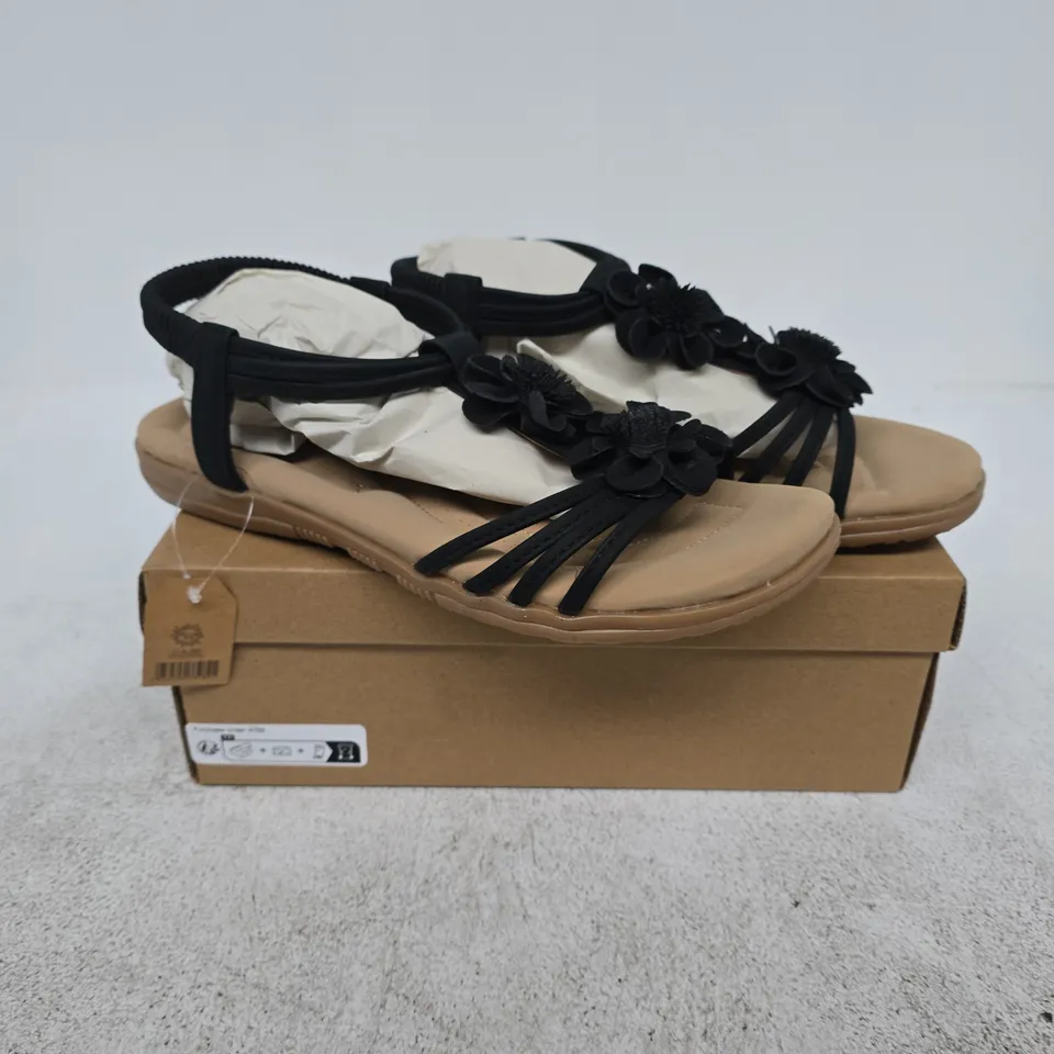 JO & JOE SANDALS – BLACK, FLORAL DETAIL, UK 8