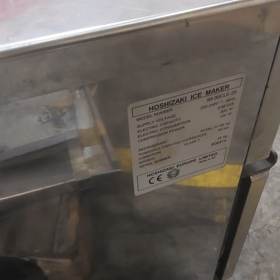 HOSHIZAKI IM-30CLE-25 COMMERCIAL ICE MAKER