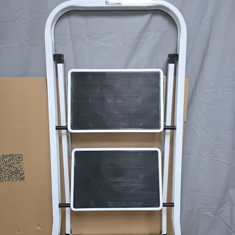OYPLA 2 STEP STOOL