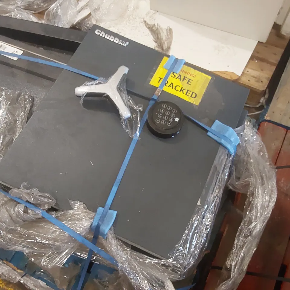 CHUBBSAFES HEAVY DUTY SECURITY SAFE