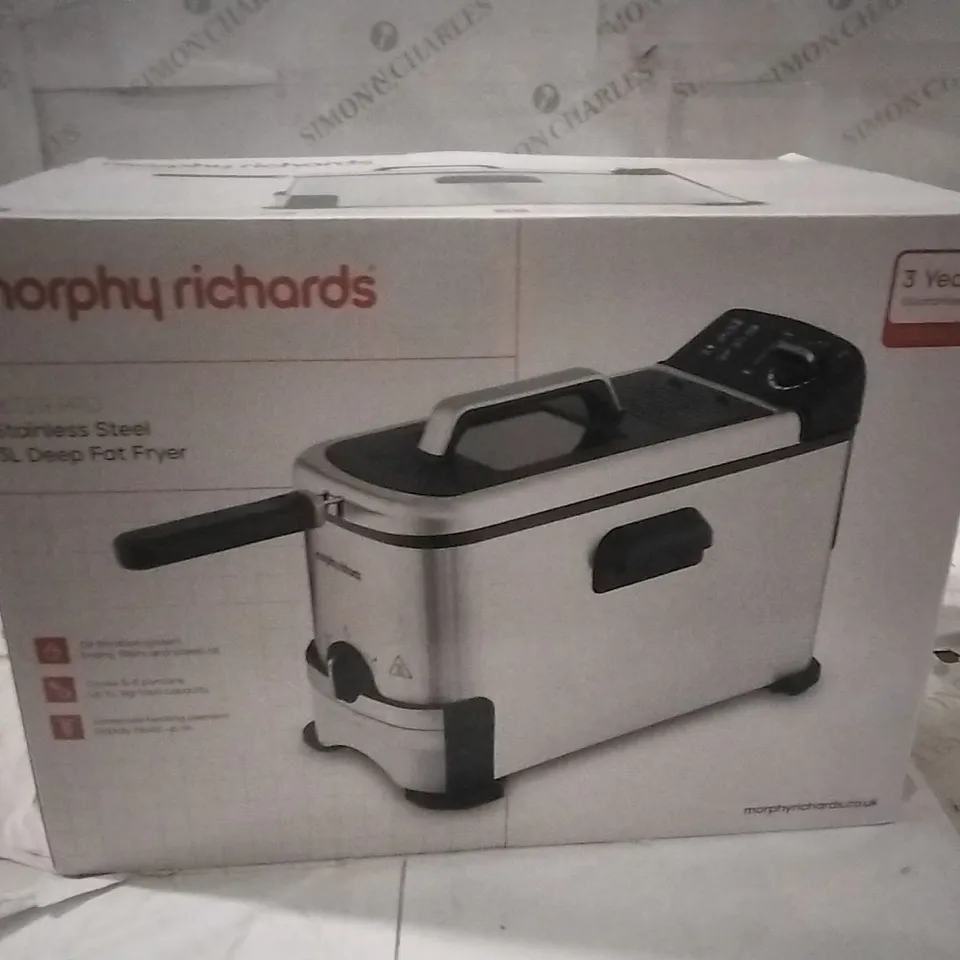 BOXED MORPHY RICHARDS FILTER PRO STAINLESS STEEL 3L DEEP FAT FRYER 