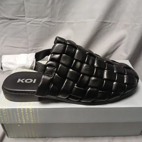 BOXED KOI PROVENCE MENS WEAVED SLINGBACK SANDALS IN BLACK - UK 10