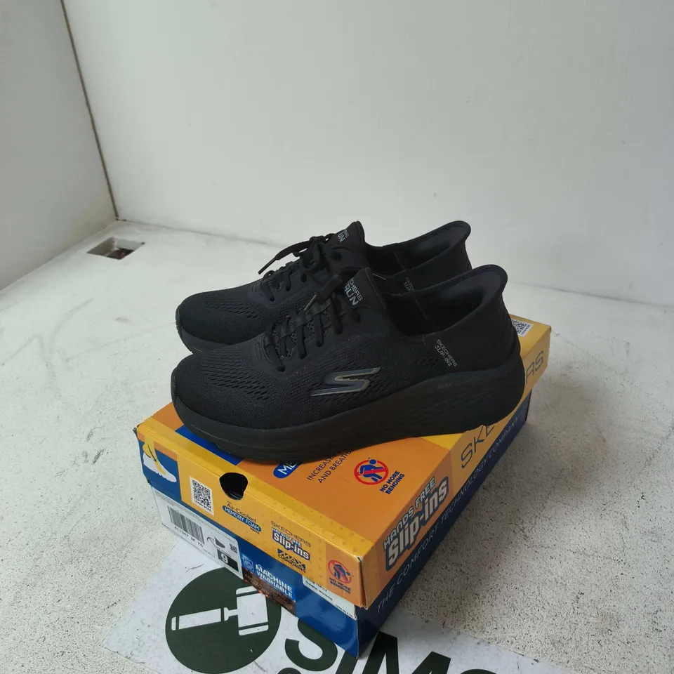 SKECHERS SLIP-INS BLACK MEMORY FOAM SNEAKERS – WOMEN'S UK7 (US 9)