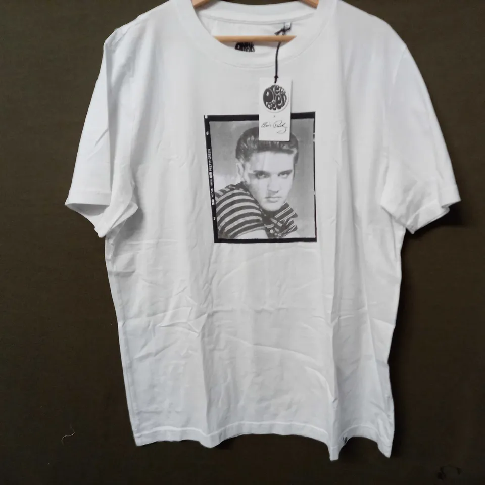 PRETTY GREEN X ELVIS PHOTO T-SHIRT IN WHITE - XXL