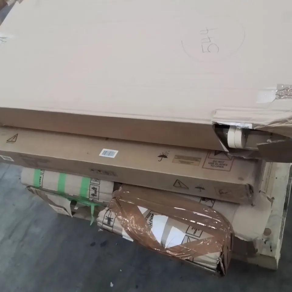 PALLET CONTAINING VARIOUS ASSORTED INCOMPLETE CUSTOMER RETURN ITEMS 