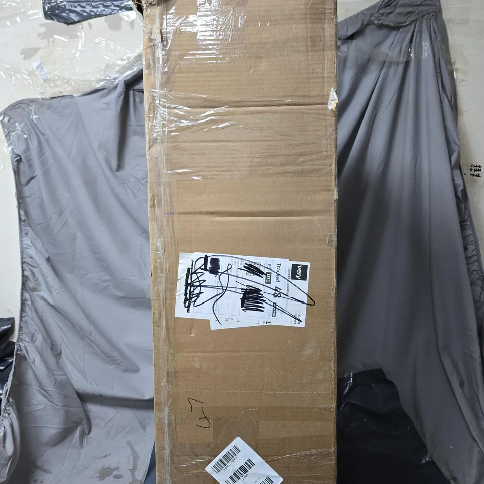 BOXED FLOCKED 6FT EMPEROR TREE - COLLECTION ONLY 