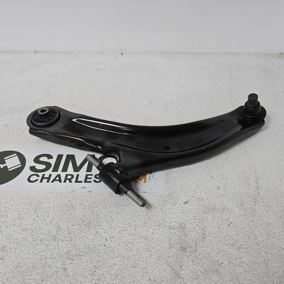 LEFT-HAND FRONT SUSPENSION CONTROL ARM – CAR PART (L)