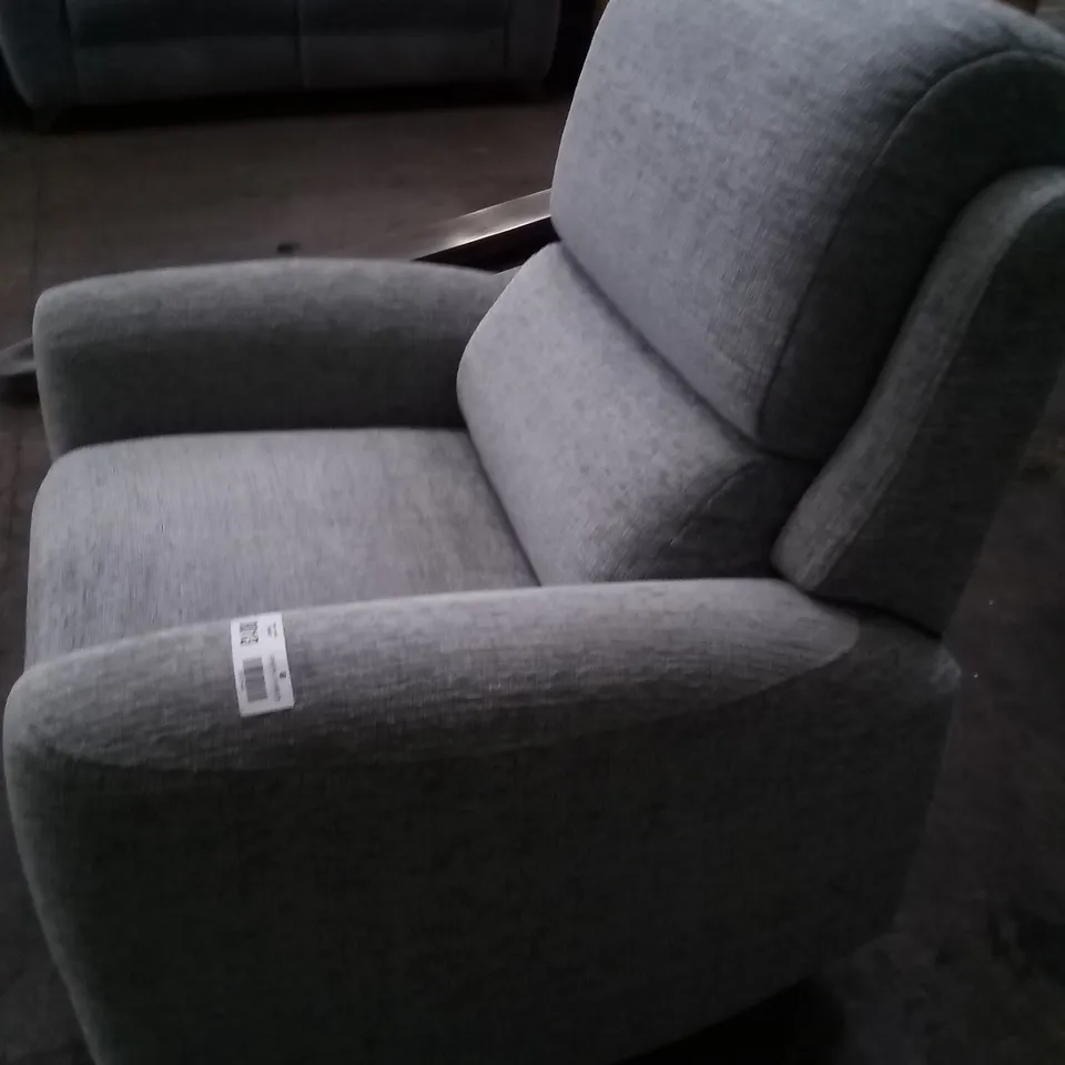 DESIGNER G PLAN MADE HAMILTON FARROW ICE ELECTRIC RECLINING ARM CHAIR