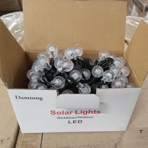 PALLET TO CONTAIN A VERY LARGE QUANTITY OF SOLAR STRING LIGHTS