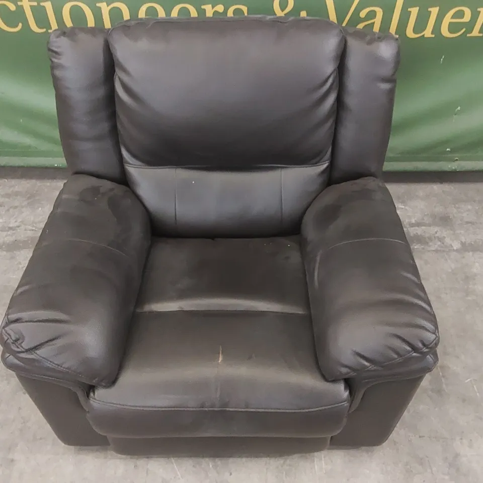 QUALITY DESIGNER FAUX LEATHER ARMCHAIR
