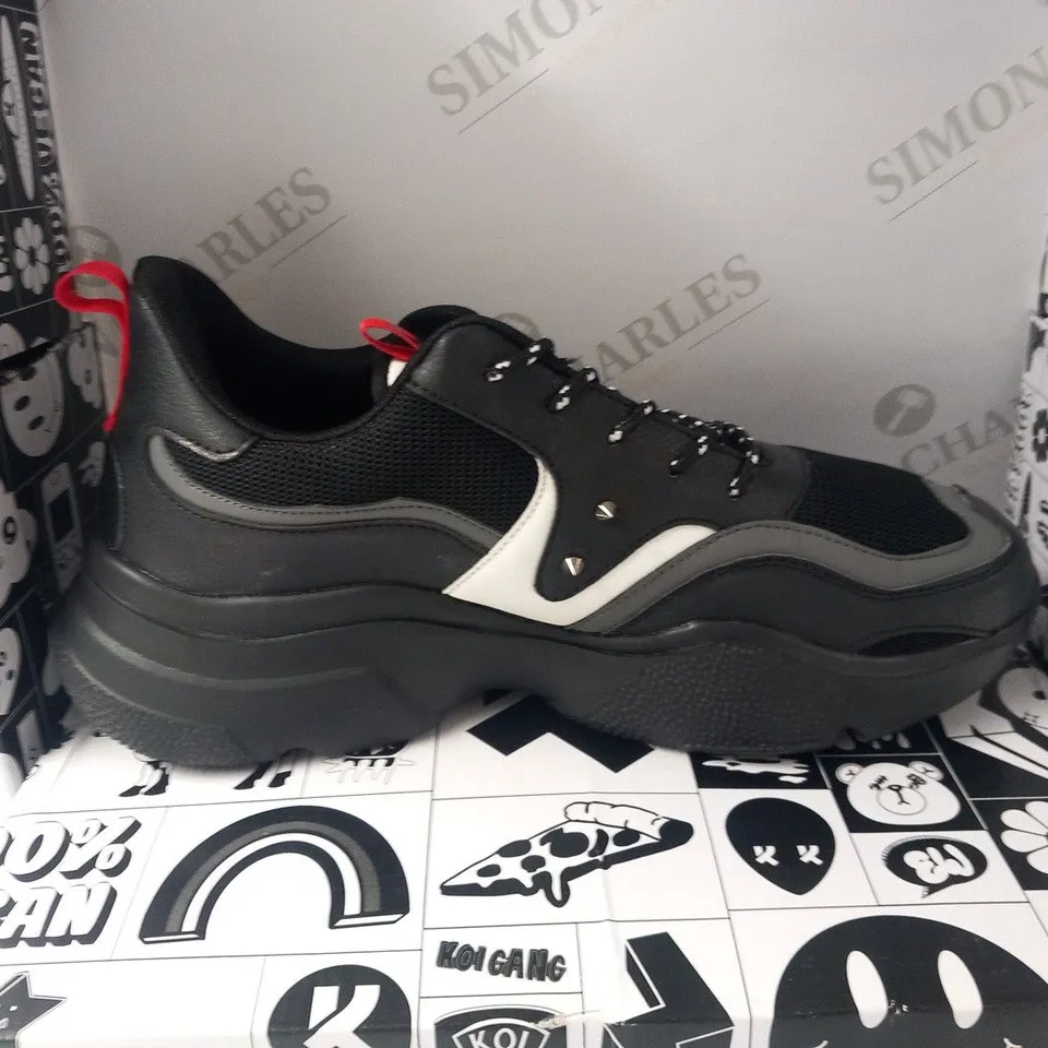 BRAND NEW BOXED PAIR OF KOI HYPER MEN'S BLACK NEUTRON TRAINERS SIZE 12
