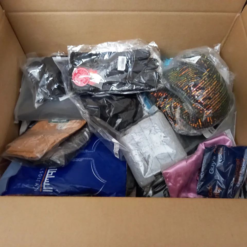 LARGE QUANTITY OF ASSORTED BAGGED CLOTHING ITEMS