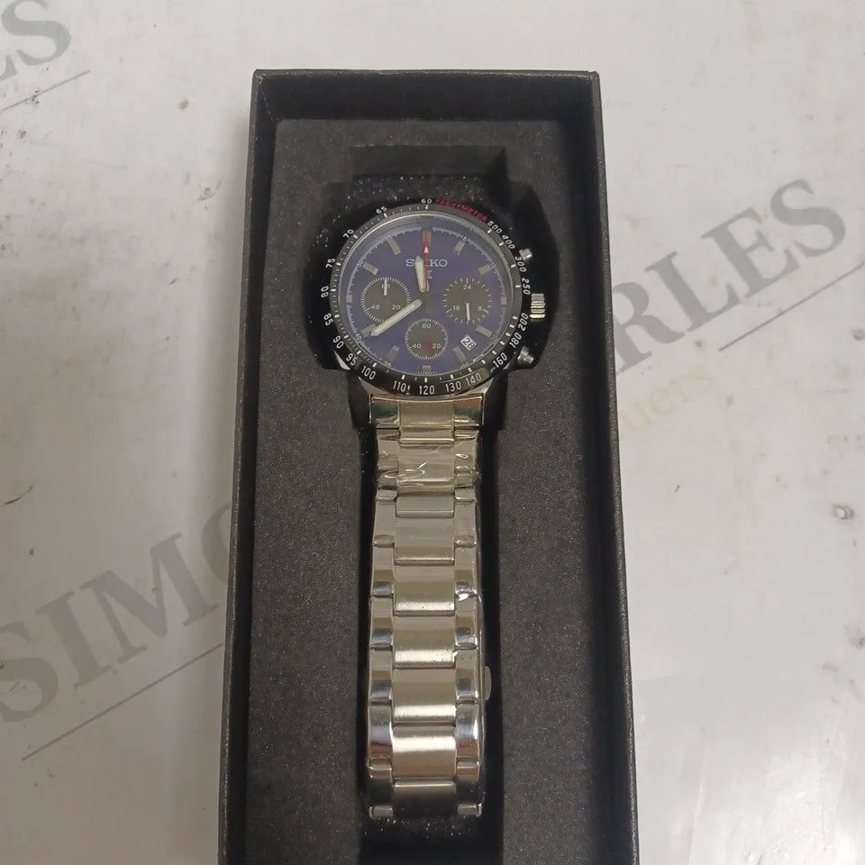 BOXED SEIKO WATCH - STAINLESS STEEL - SUB DIAL - WATER RESISTANT. 
