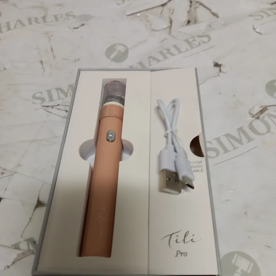 TILI LIP & EYE WAND 