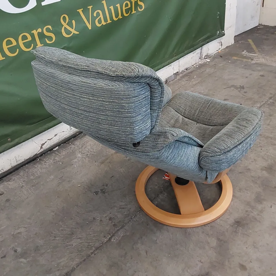 QUALITY G PLAN DESIGNER BERGEN CHAIR AND FOOTSTOOL IN WAFFLE MARINE FABRIC
