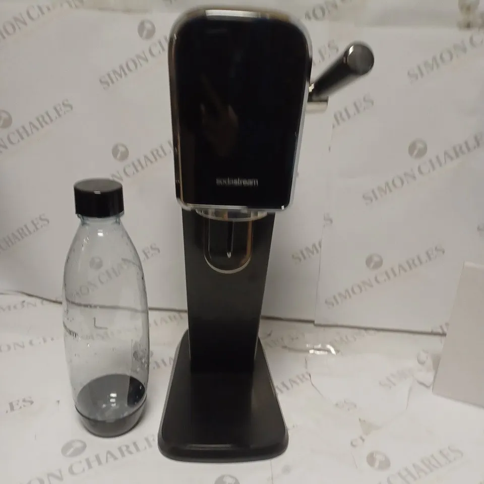 ART SPARKLING WATER MARKER - BLACK