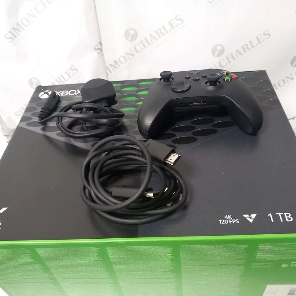 BOXED XBOX SERIES X 1TB SSD GAMES CONSOLE WITH ONE CONTROLLER AND HDMI LEAD