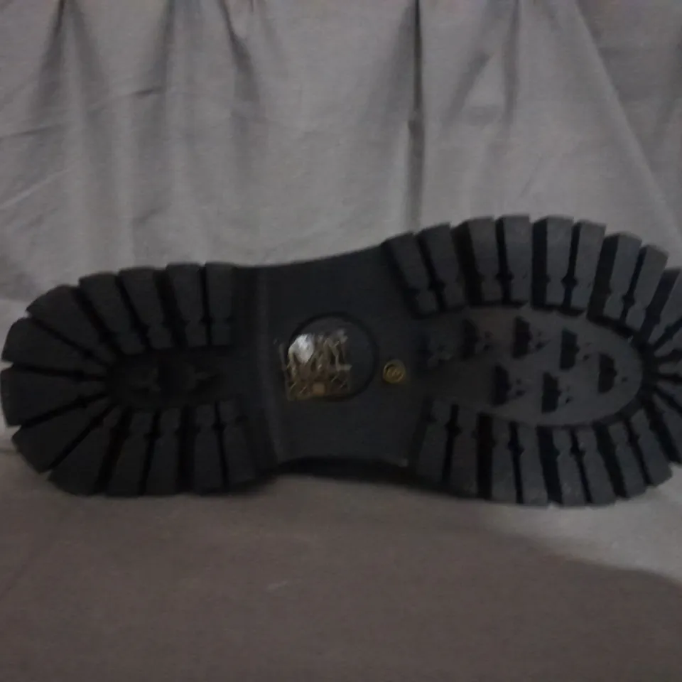 PAIR OF KOI SLIP ON SHOES IN BLACK SIZE 8 