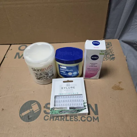 TOTE OF APPROXIMATELY 20 ASSORTED COSMETIC ITEMS TO INCLUDE NIVEA DAY CREAM, PETROLEUM JELLY, EYLURE INDIVIDUALS, SKIN TRUTH HAND TREATMENT CREAM ETC