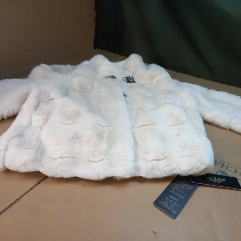 DESIGNER FAUX FUR CREAM/BROACH DETAILED JACKET