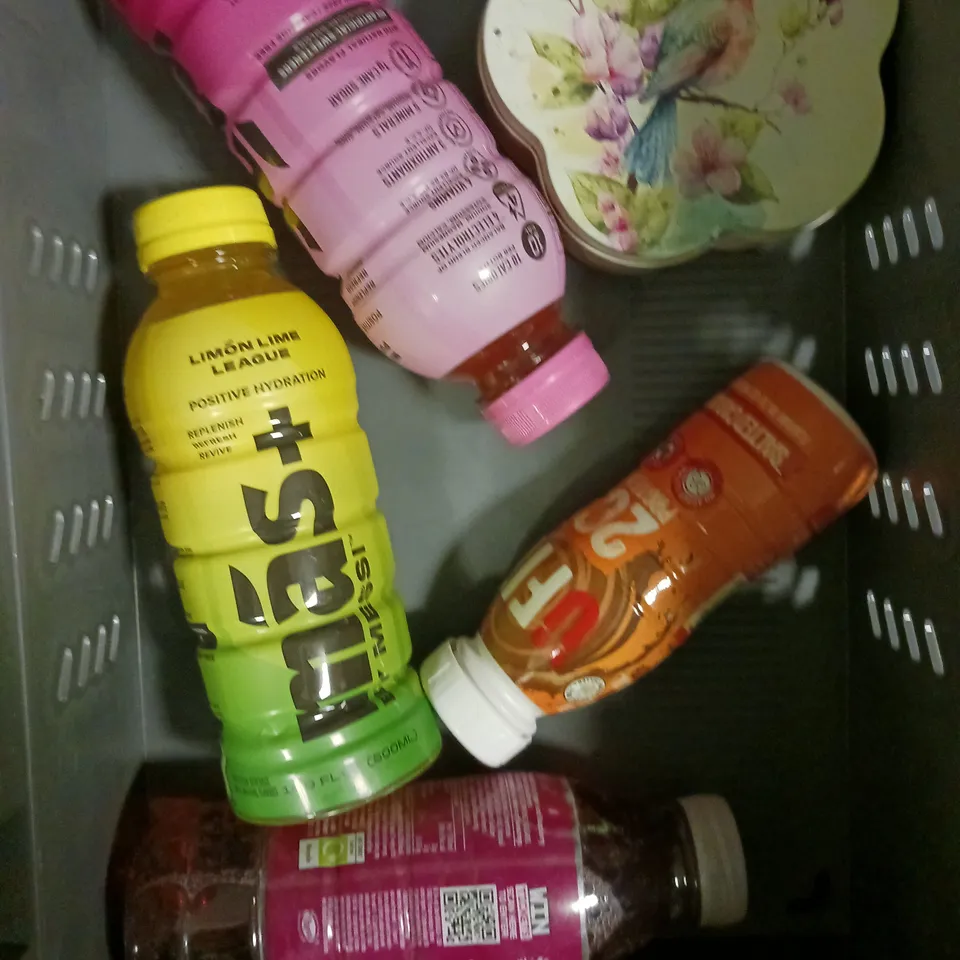 APPROXIMATELY 10 ASSORTED FOOD/DRINK PRODUCTS TO INCLUDE MAS+ HYDRATION DRINKS, CHIMNEY FIRE COFFEE, HUMANTRA DIETARY SUPPLEMENT ETC - COLLECTION ONLY 