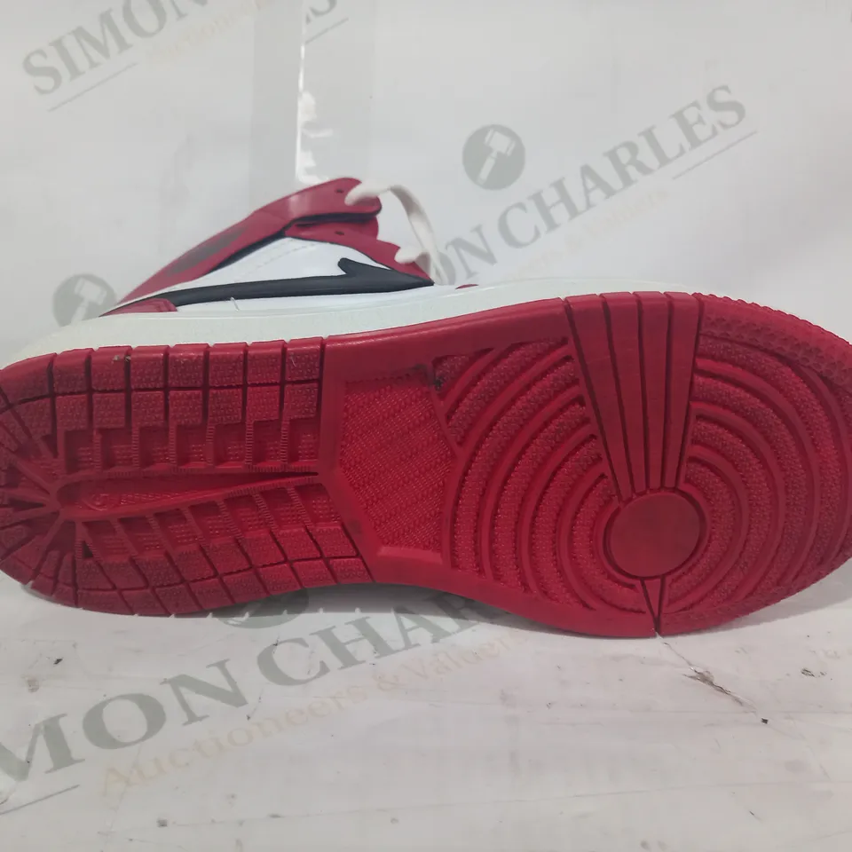 BOXED PAIR OF NIKE AIR JORDAN SHOES IN RED/WHITE/BLACK EU SIZE 35