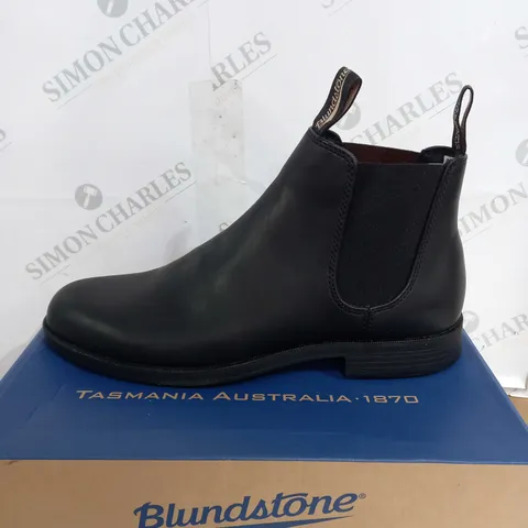 BOXED BLUNDSTONE MEN'S DRESS ANKLE BOOTS, BLACK - SIZE 10