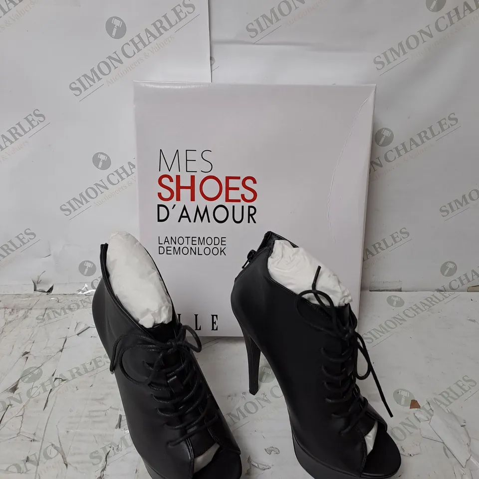 APPROXIMATELY 12 PAIRS OF BOXED MES SHOES D'AMOUR DEMONLOOK SIRE BLACK HEELS - SIZE VARIATION