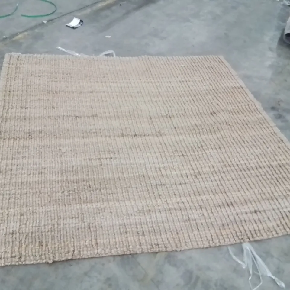 QUALITY DESIGNER AREA RUG - APPROXIMATELY 215X215CM