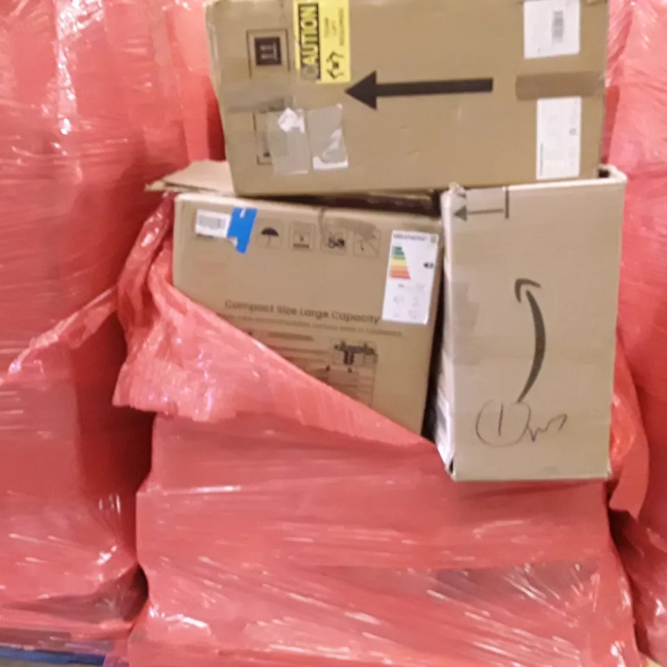 PALLET TO CONTAIN AN ASSORTMENT OF HOUSEHOLD ITEMS TO INCLUDE CHANDELIER, LIGHT BULBS, AIR COOLER AND SPIN DRYER ECT