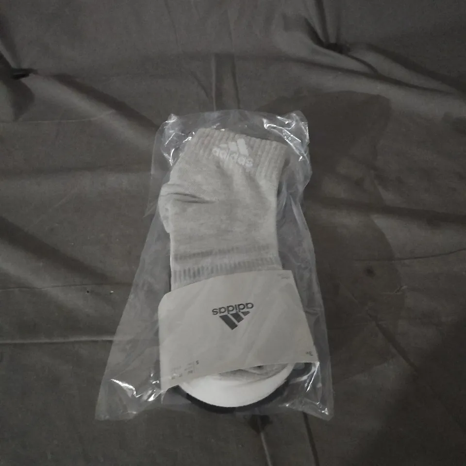 PACK OF 3 ADIDAS SOCKS SIZE 4.5/5.5