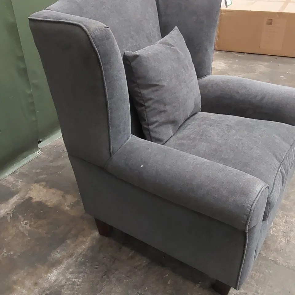 DESIGNER SMALL GREY FABRIC UPHOLSTERED ARMCHAIR