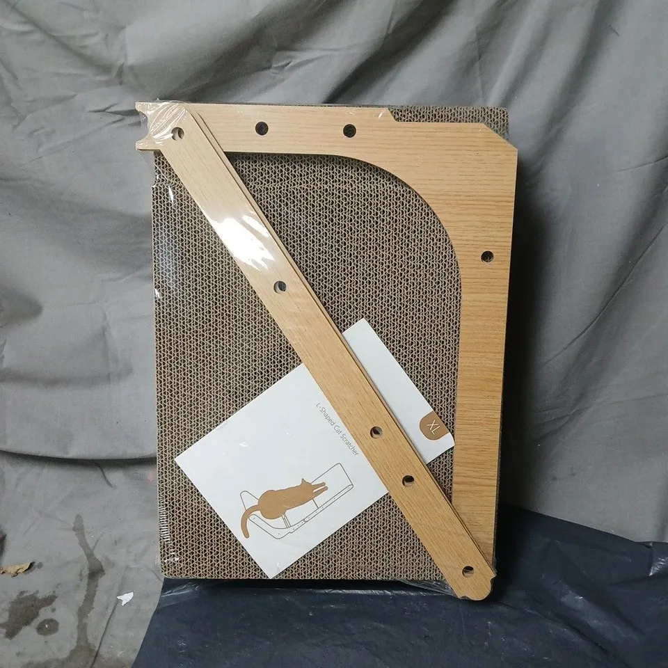 L SHAPED CAT SCRATHCER XL BROWN BOXED